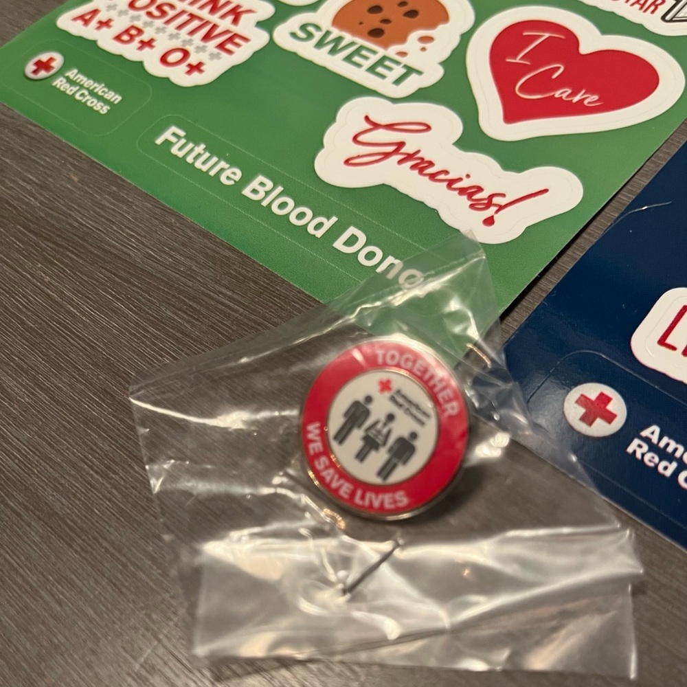 American Red Cross Sticker Pin Set - Picture 2 of 5